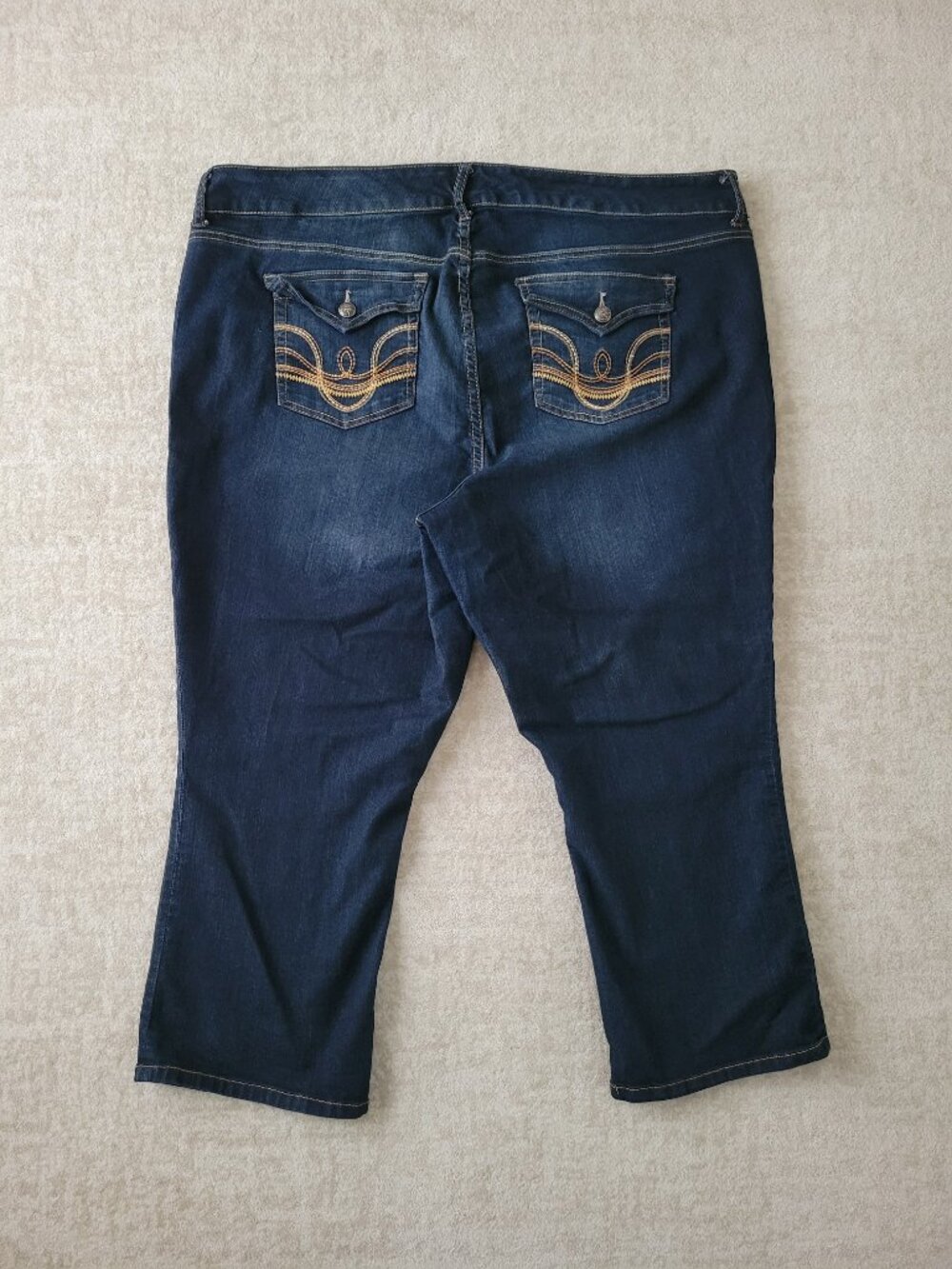 Torrid Denim Plus Size Crop Classic Dark Wash Jeans Sz 24 Mid Rise Lightweight